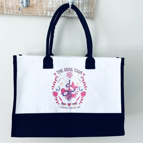 Music Era-Inspired Canvas Tote – “The Eras Tour” Vibes - Picture 3 of 7